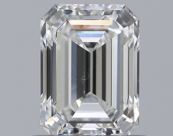 0.9 carat, E colour, VS1 clarity, Emerald shape, Natural Diamond.