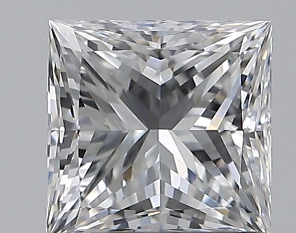 0.9 carat, D colour, VS1 clarity, Princess shape, Natural Diamond.