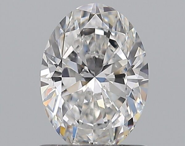 0.9 carat, E colour, SI2 clarity, Oval shape, Natural Diamond.