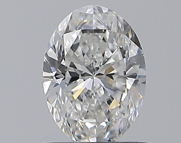 0.9 carat, E colour, SI1 clarity, Oval shape, Natural Diamond.