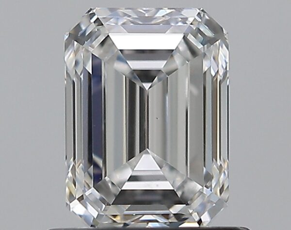 0.91 carat, E colour, SI1 clarity, Emerald shape, Natural Diamond.