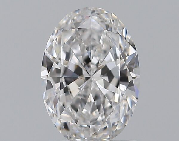 0.9 carat, D colour, VS1 clarity, Oval shape, Natural Diamond.