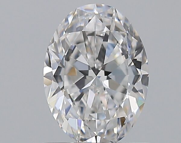 0.9 carat, D colour, VVS1 clarity, Oval shape, Natural Diamond.
