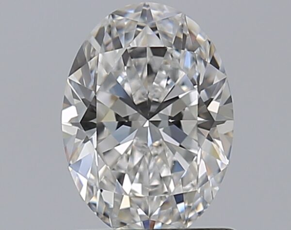 0.9 carat, E colour, VS2 clarity, Oval shape, Natural Diamond.