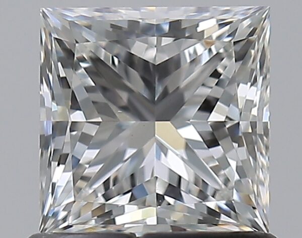 0.9 carat, G colour, VS1 clarity, Princess shape, Natural Diamond.