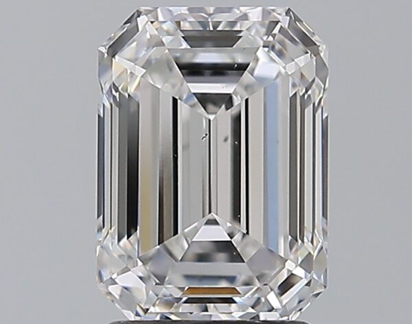 2.2 carat, E colour, VS2 clarity, Emerald shape, Natural Diamond.