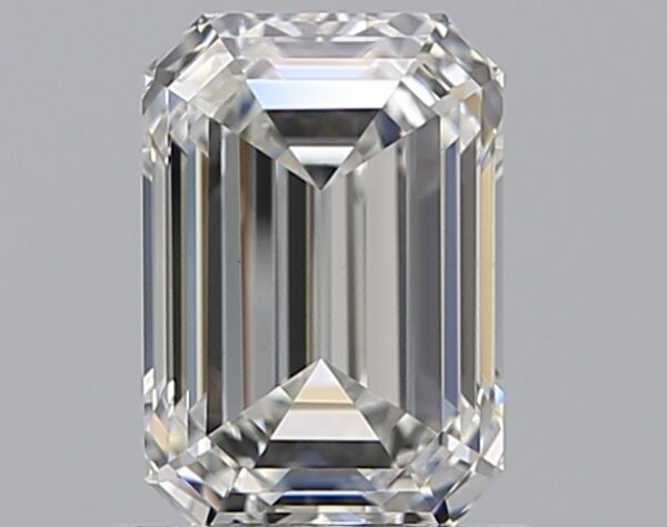 1.01 carat, G colour, VVS2 clarity, Emerald shape, Natural Diamond.