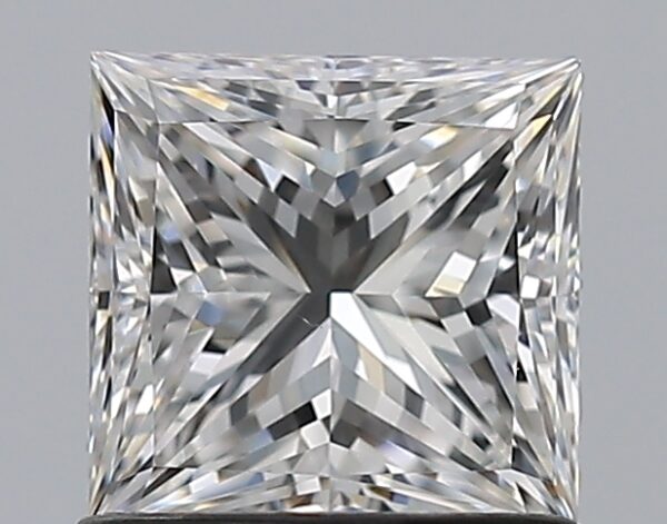 1 carat, F colour, VS1 clarity, Princess shape, Natural Diamond.