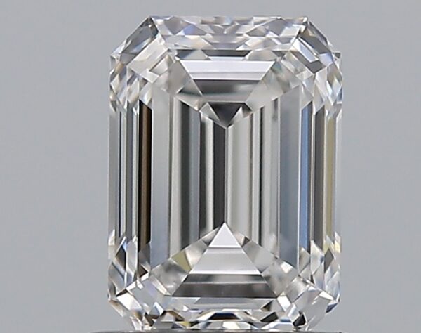 1 carat, F colour, VS1 clarity, Emerald shape, Natural Diamond.