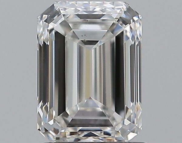 1.5 carat, F colour, VS2 clarity, Emerald shape, Natural Diamond.