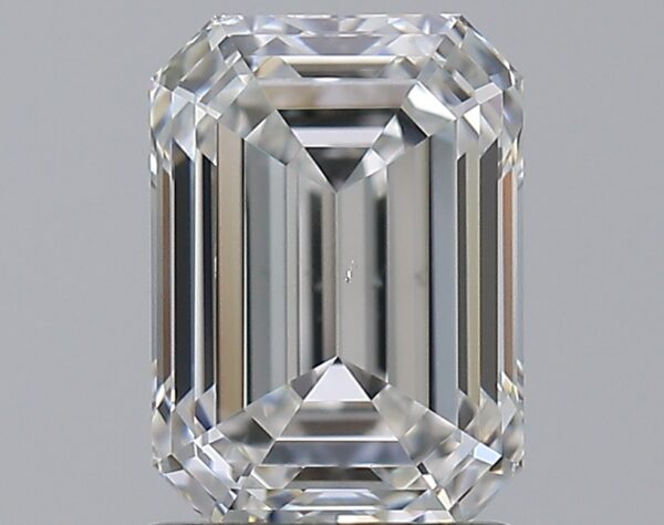 1.5 carat, G colour, VS2 clarity, Emerald shape, Natural Diamond.