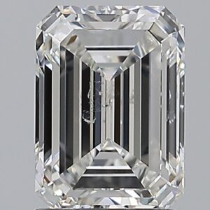 1.65 carat, G colour, SI2 clarity, Emerald shape, Natural Diamond.