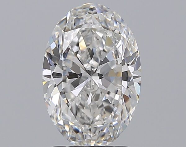 2.01 carat, E colour, VS2 clarity, Oval shape, Natural Diamond.