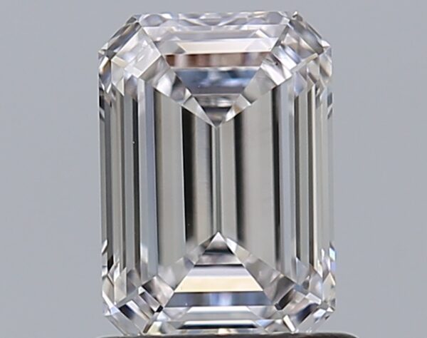 1.01 carat, E colour, SI1 clarity, Emerald shape, Natural Diamond.