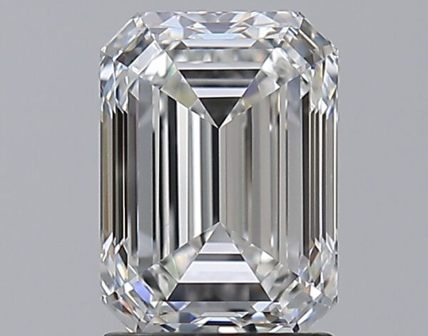 2 carat, F colour, VS1 clarity, Emerald shape, Natural Diamond.