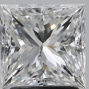 2.01 carat, F colour, SI2 clarity, Princess shape, Natural Diamond.