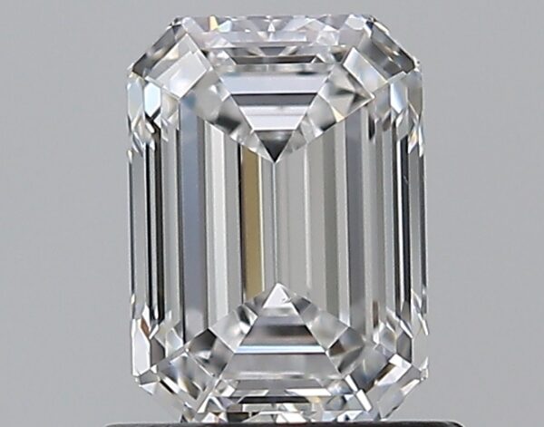 1.02 carat, E colour, VS2 clarity, Emerald shape, Natural Diamond.