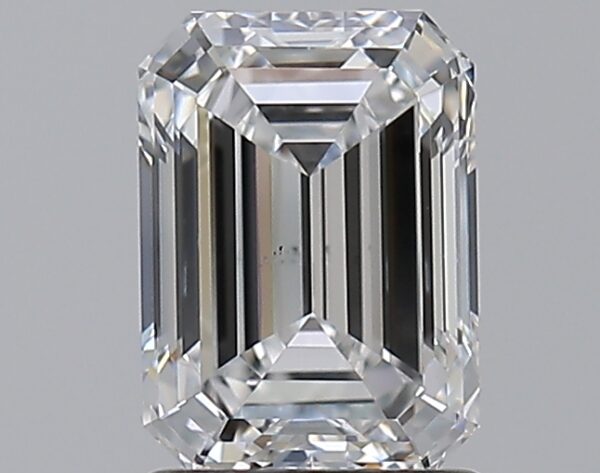 1.5 carat, E colour, VS2 clarity, Emerald shape, Natural Diamond.