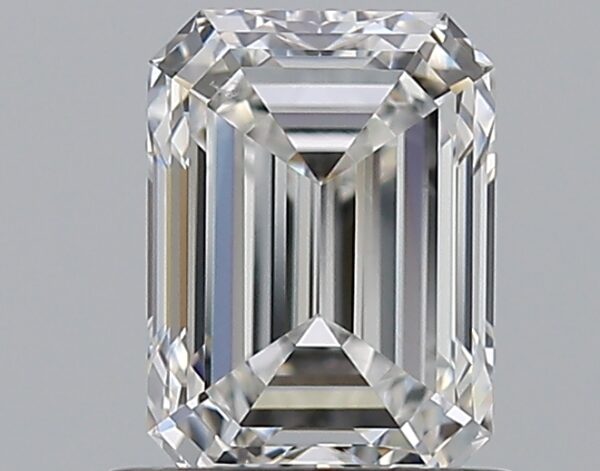 1.01 carat, E colour, VS2 clarity, Emerald shape, Natural Diamond.