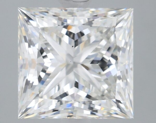 2.43 carat, G colour, VS1 clarity, Princess shape, Lab Grown Diamond.
