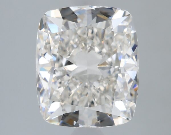 2.63 carat, G colour, VS1 clarity, Cushion shape, Lab Grown Diamond.