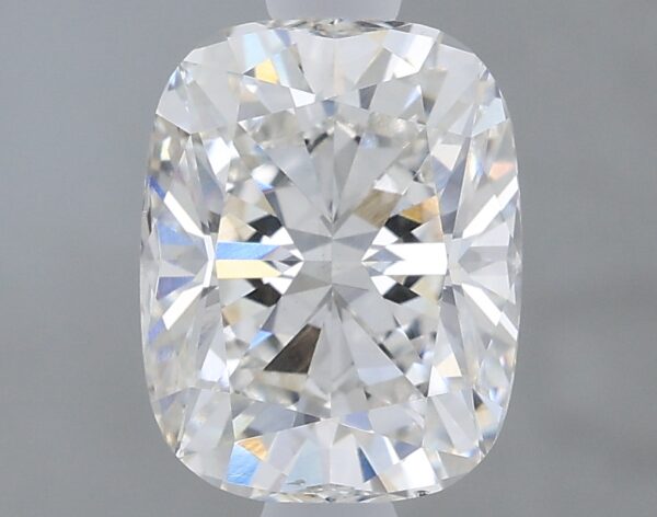 1.66 carat, G colour, VS2 clarity, Cushion shape, Lab Grown Diamond.