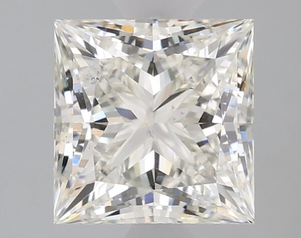 1.71 carat, G colour, VS2 clarity, Princess shape, Lab Grown Diamond.