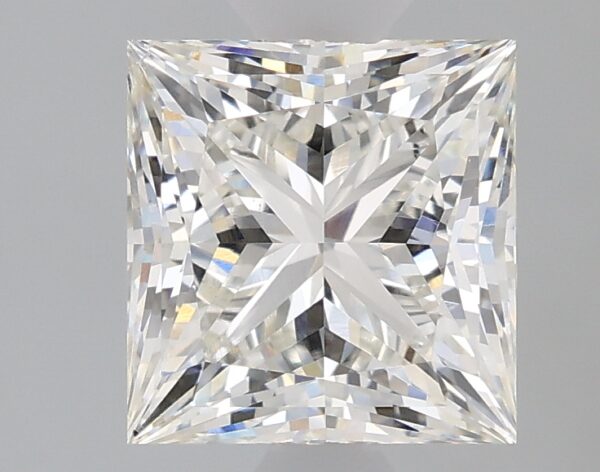 1.66 carat, G colour, VS2 clarity, Princess shape, Lab Grown Diamond.