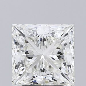 3.22 carat, G colour, VVS2 clarity, Princess shape, Lab Grown Diamond.