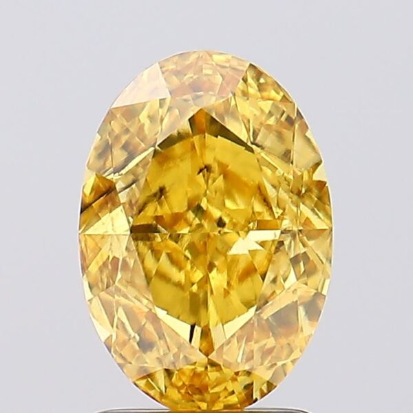 2 carat,  colour, SI1 clarity, Oval shape, Lab Grown Diamond.