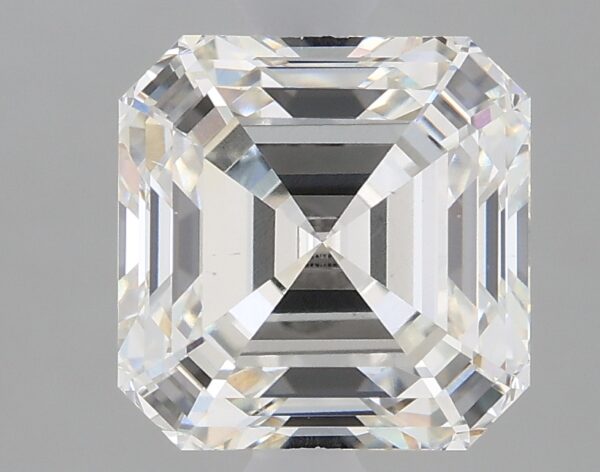 2.44 carat, G colour, VS1 clarity, Asscher shape, Lab Grown Diamond.