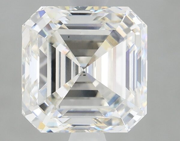 2.13 carat, G colour, VS1 clarity, Asscher shape, Lab Grown Diamond.