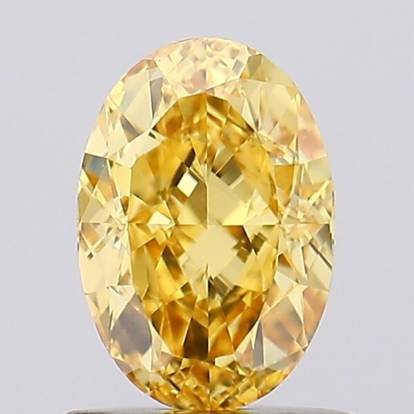 1 carat,  colour, VVS2 clarity, Oval shape, Lab Grown Diamond.