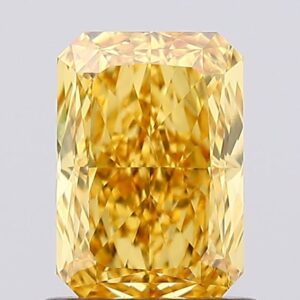 1 carat,  colour, VS1 clarity, Radiant shape, Lab Grown Diamond.