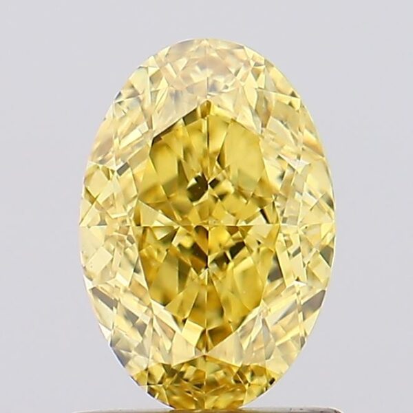 1.17 carat,  colour, VS1 clarity, Oval shape, Lab Grown Diamond.