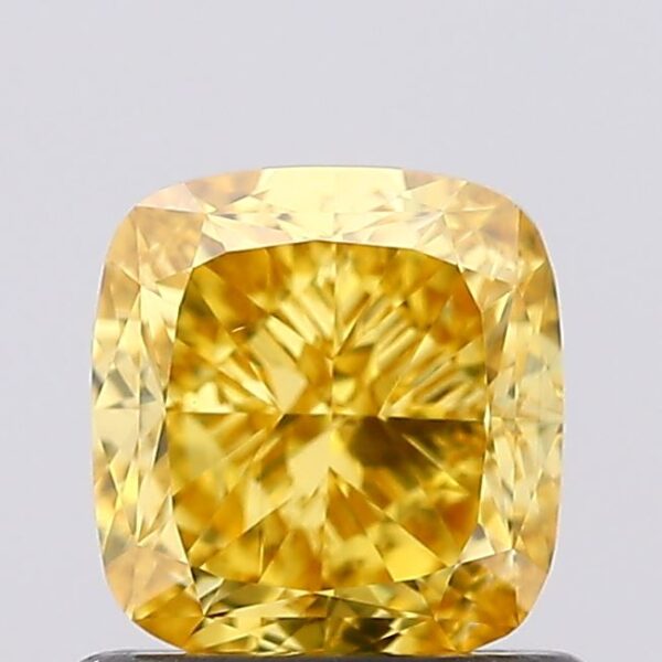 1.02 carat,  colour, VS1 clarity, Cushion shape, Lab Grown Diamond.