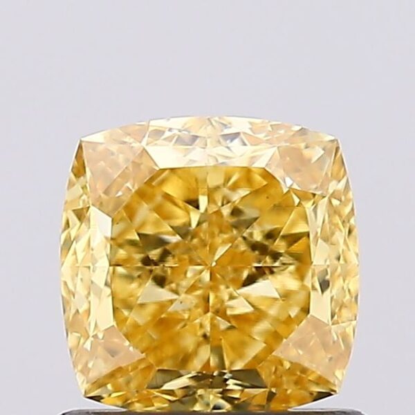 1 carat,  colour, VS1 clarity, Cushion shape, Lab Grown Diamond.
