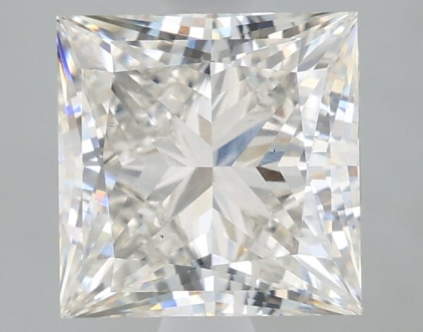 2.13 carat, G colour, VS2 clarity, Princess shape, Lab Grown Diamond.