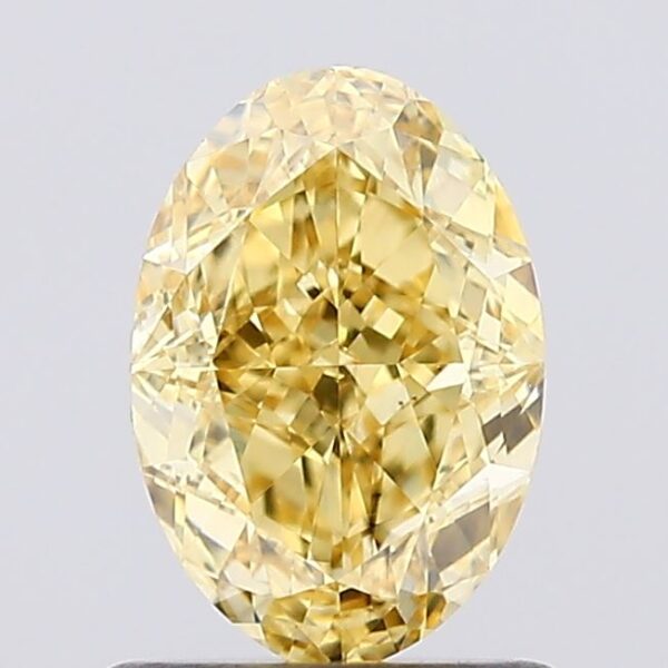 1.05 carat,  colour, VS2 clarity, Oval shape, Lab Grown Diamond.