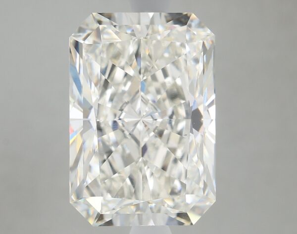 4.68 carat, G colour, VS1 clarity, Radiant shape, Lab Grown Diamond.