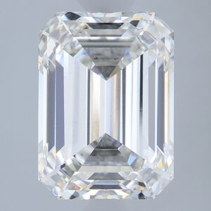 2.63 carat, G colour, VS1 clarity, Emerald shape, Lab Grown Diamond.