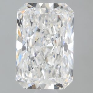 1.48 carat, E colour, VS2 clarity, Radiant shape, Lab Grown Diamond.