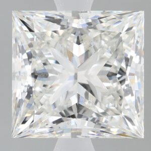 2.65 carat, G colour, VS2 clarity, Princess shape, Lab Grown Diamond.