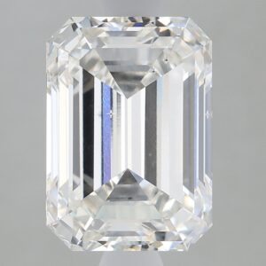 2.73 carat, E colour, VS2 clarity, Emerald shape, Lab Grown Diamond.