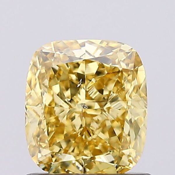 1 carat,  colour, SI1 clarity, Cushion shape, Lab Grown Diamond.