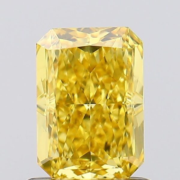1.01 carat,  colour, VS1 clarity, Radiant shape, Lab Grown Diamond.