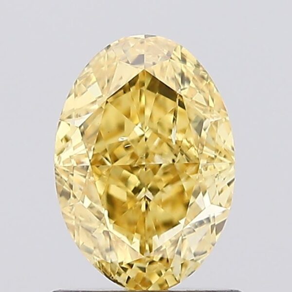 1.06 carat,  colour, SI1 clarity, Oval shape, Lab Grown Diamond.