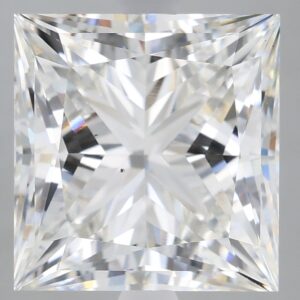 4.76 carat, G colour, VS2 clarity, Princess shape, Lab Grown Diamond.