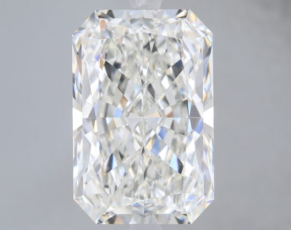 6.59 carat, G colour, VS2 clarity, Radiant shape, Lab Grown Diamond.