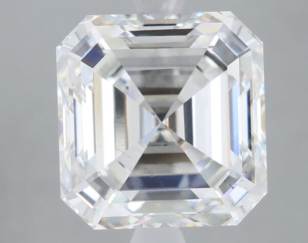 3.83 carat, G colour, VS2 clarity, Asscher shape, Lab Grown Diamond.